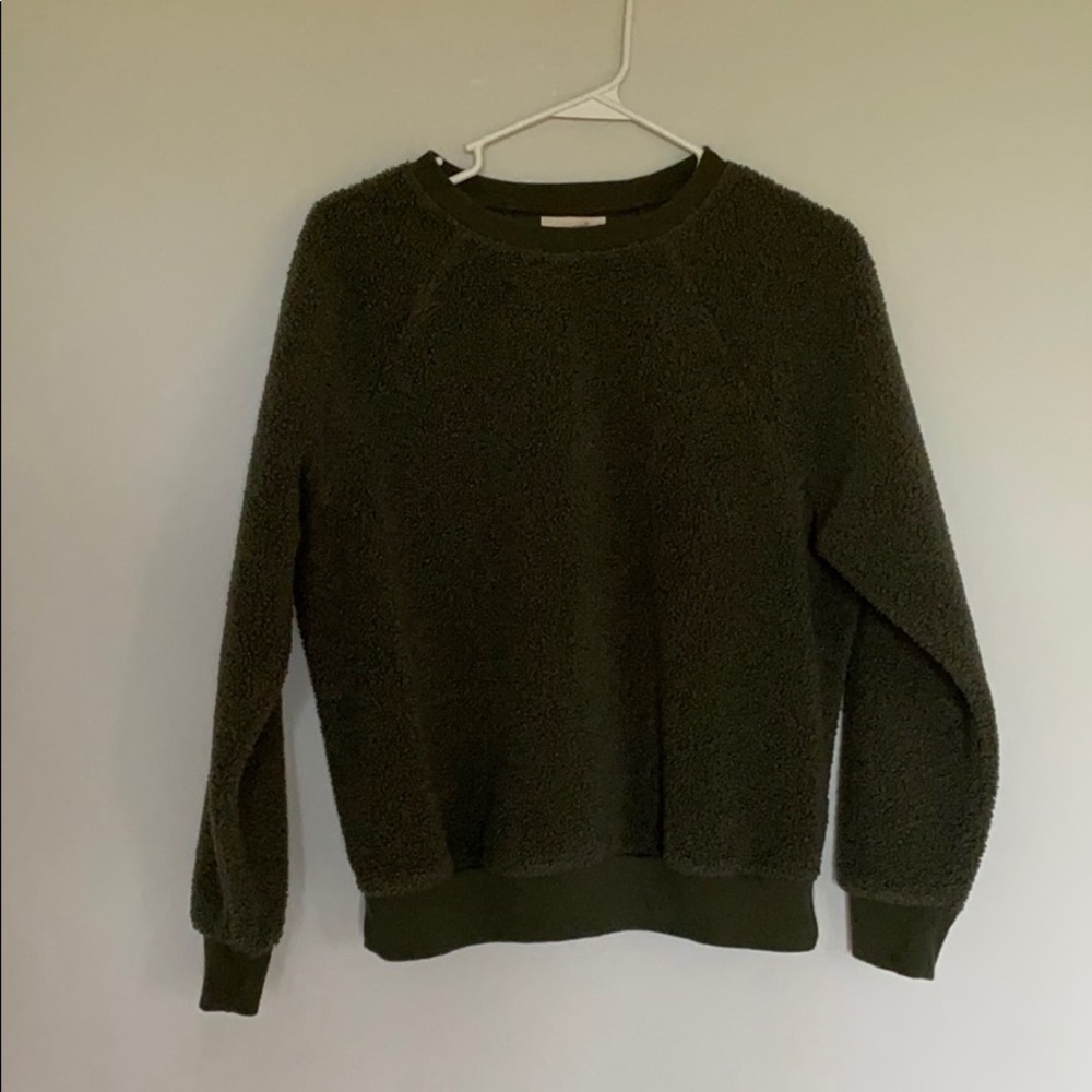 Sweatshirt